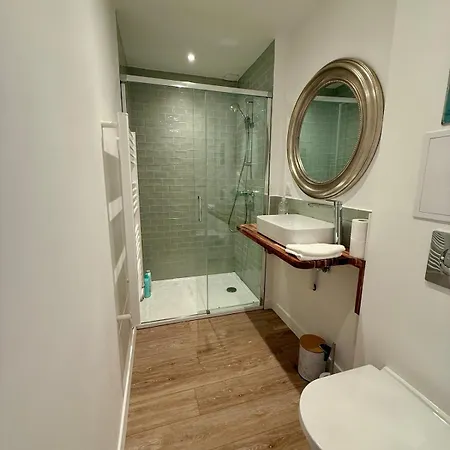 P20 Clim Jacuzzi Proche Centre نانسي